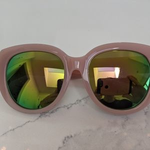 2/15 Pink Cat Eye Sunglasses